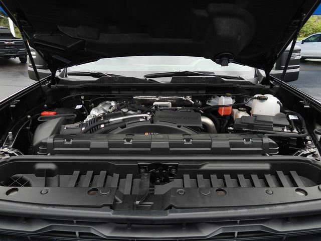 Used 2025 Chevrolet Silverado 2500 LT image 31