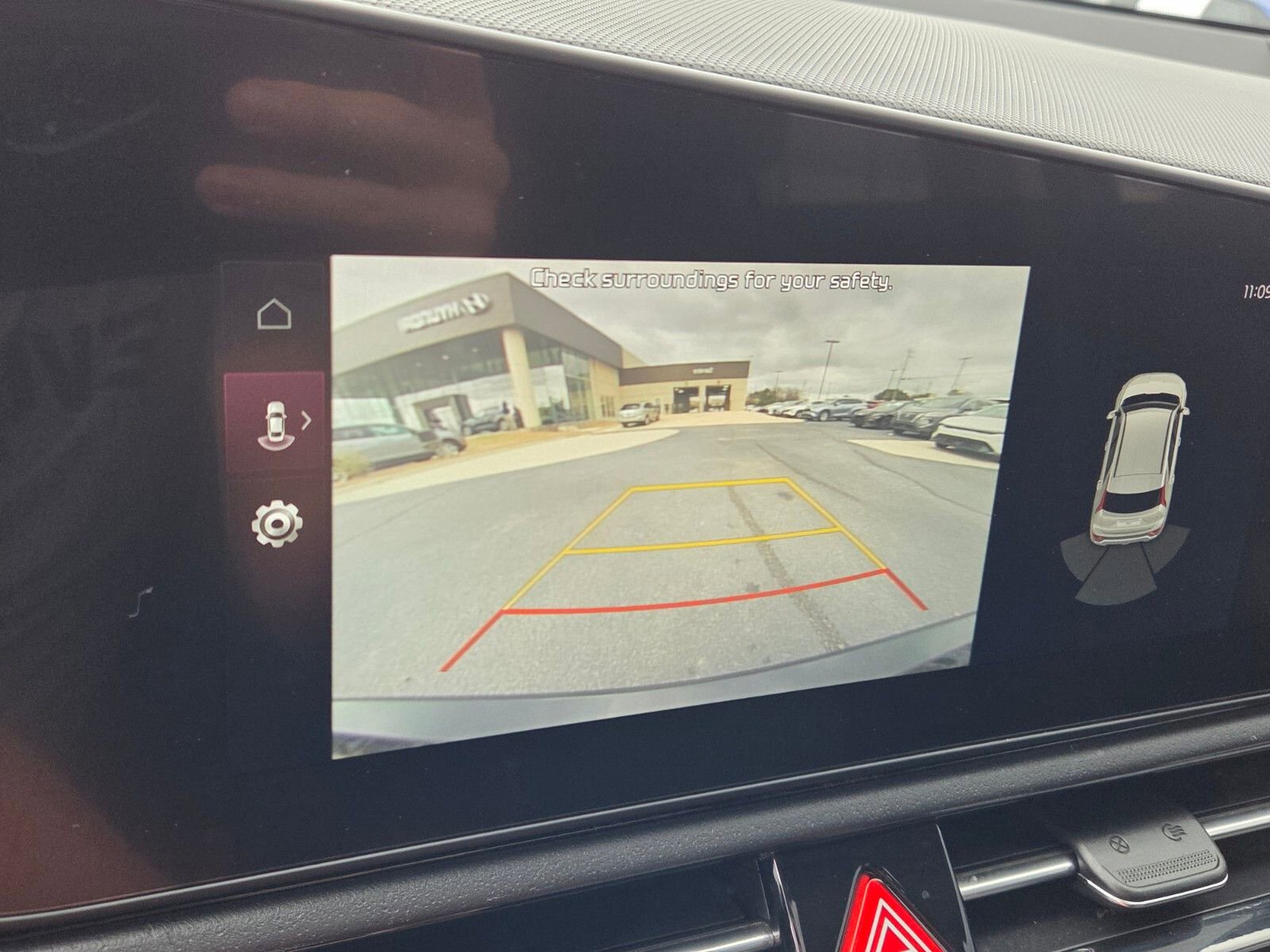 Used 2023 Kia Niro EX Touring image 22