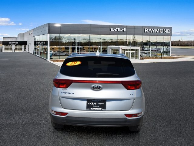 Used 2019 Kia Sportage EX AWD/4WD image 4