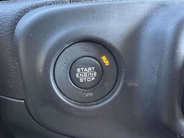 Used 2018 Jeep Wrangler Unlimited Sahara image 13