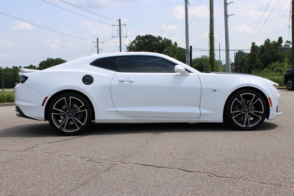 Used 2021 Chevrolet Camaro SS RWD image 14