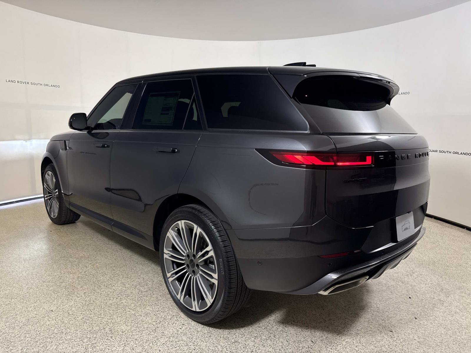 New 2026 Land Rover Range Rover Sport SE AWD/4WD image 3