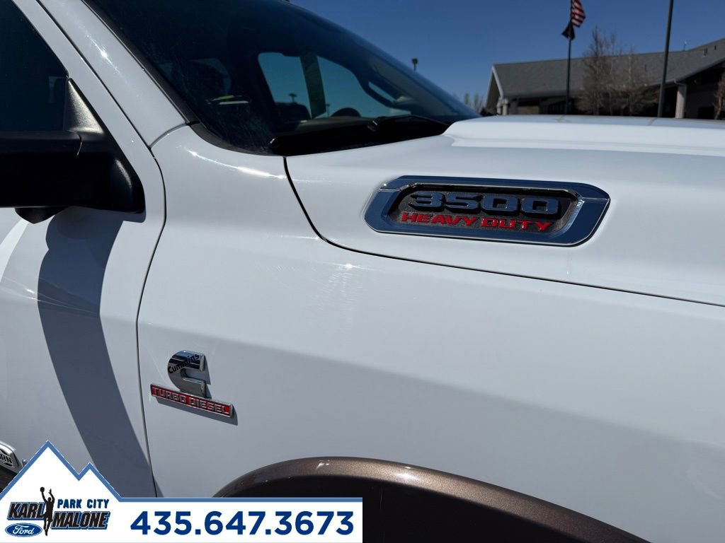 Used 2022 RAM 3500 Limited AWD/4WD image 11