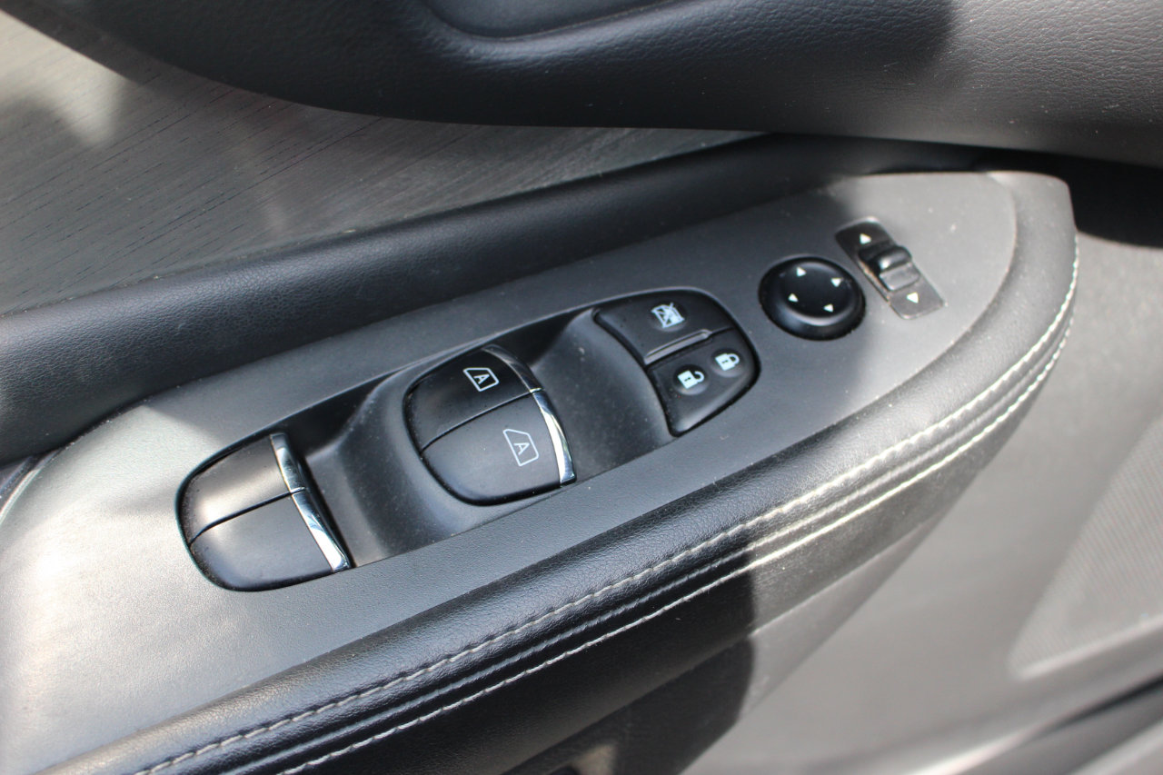 Used 2015 Nissan Murano Platinum image 13