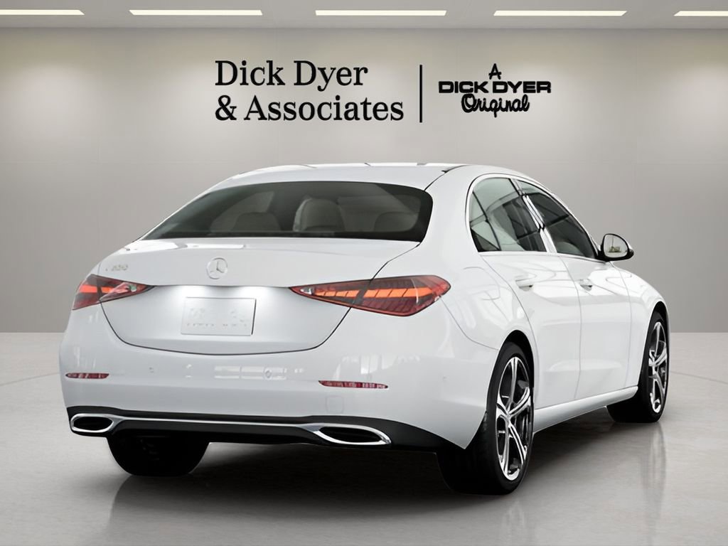 Used 2025 Mercedes-Benz C 300 Sedan image 12