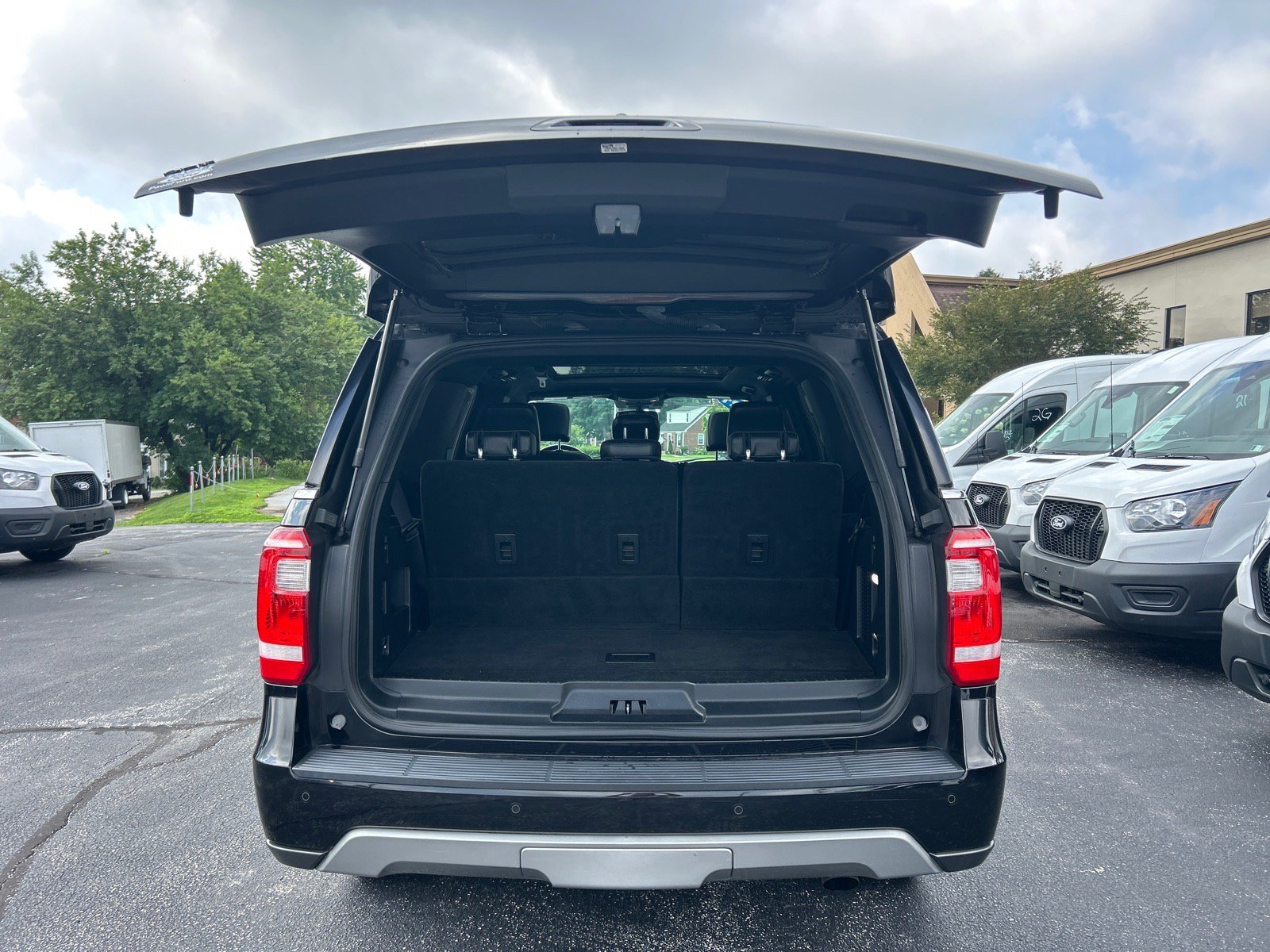 Certified 2021 Ford Expedition XLT AWD/4WD image 16
