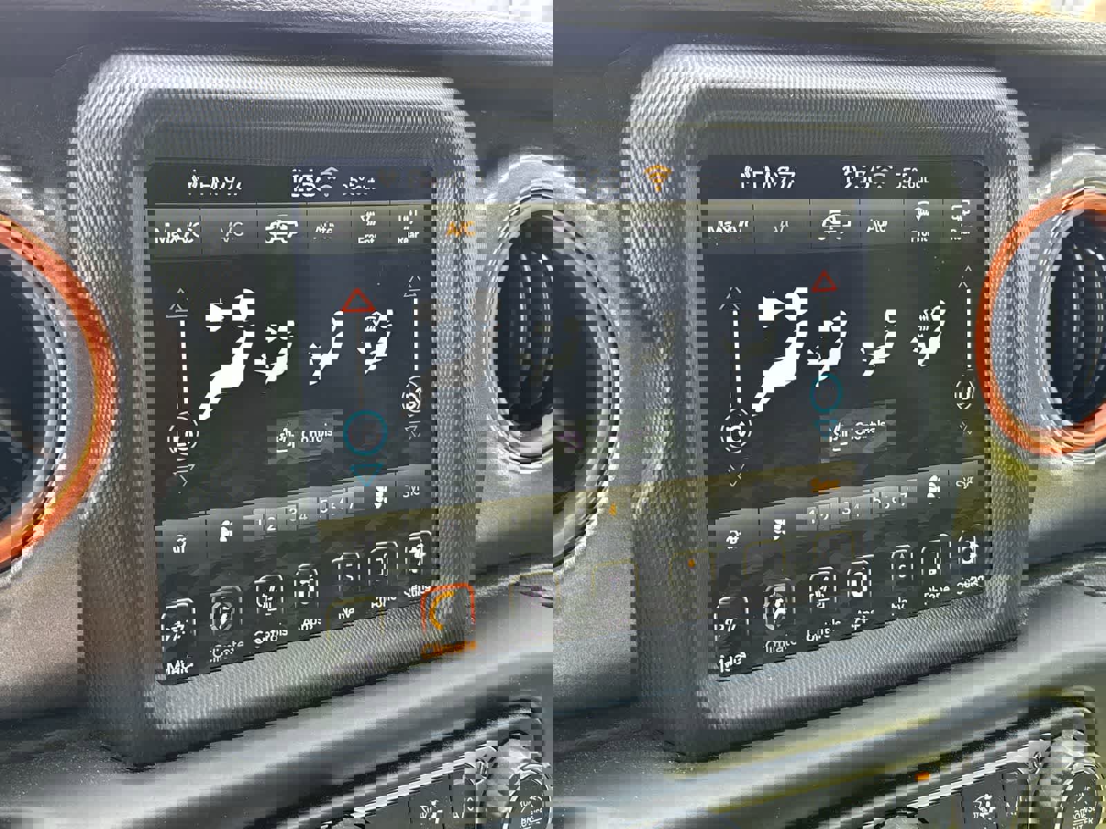 Used 2022 Jeep Gladiator Mojave w/ LED Lighting Group image 15