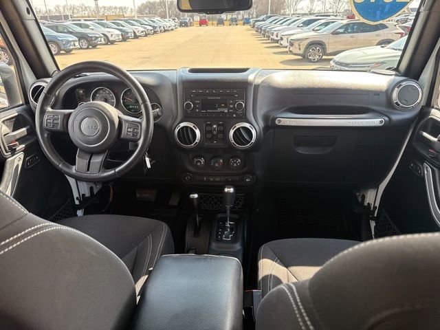 Used 2015 Jeep Wrangler Unlimited Sahara w/ Max Tow Package image 43