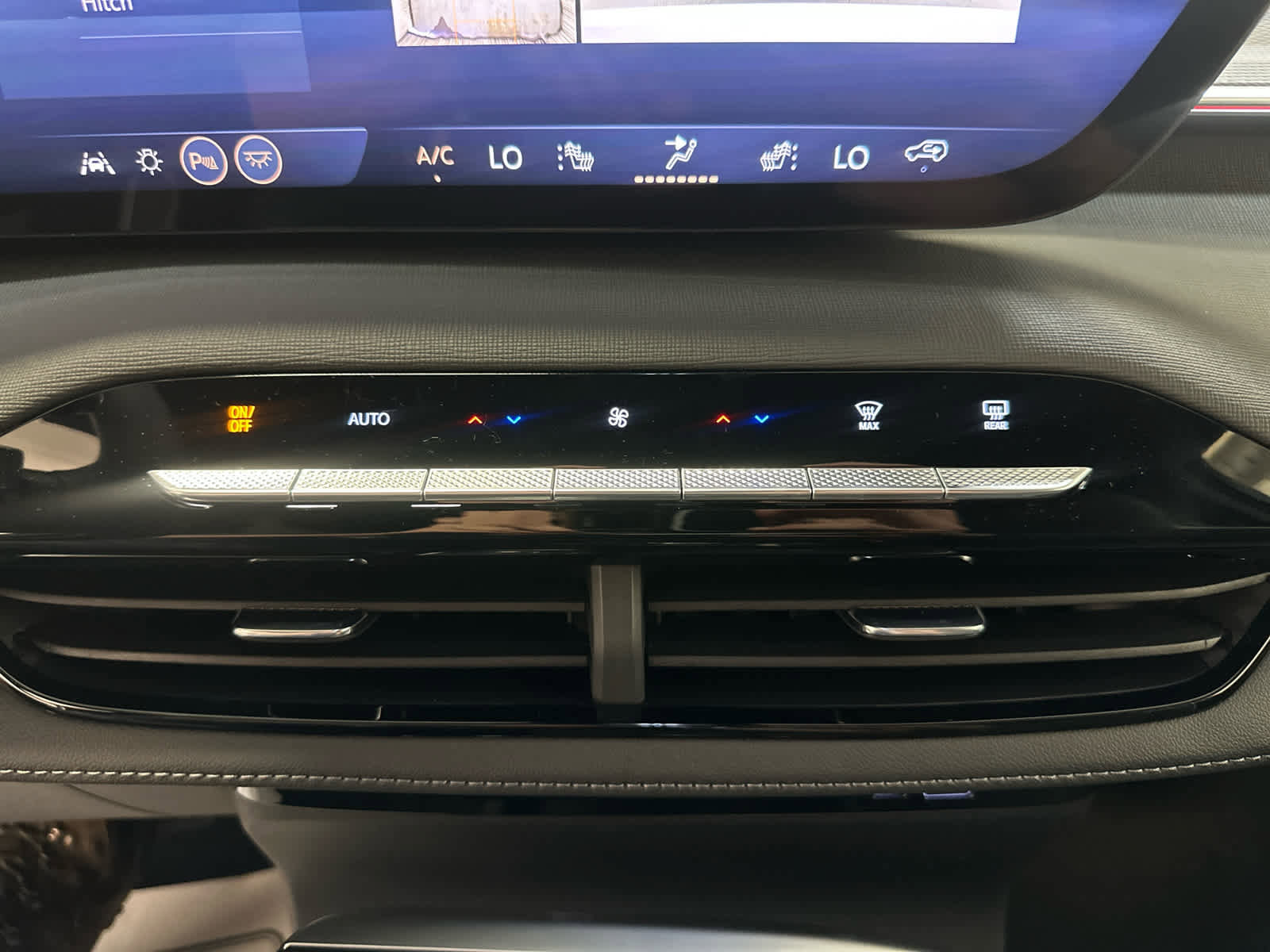 New 2026 Buick Enclave Sport Touring image 16