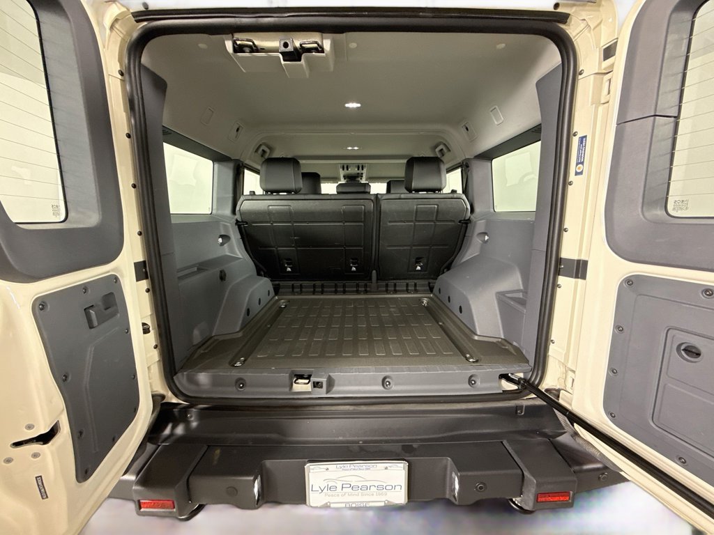 Used 2024 INEOS Grenadier Station Wagon AWD/4WD image 25