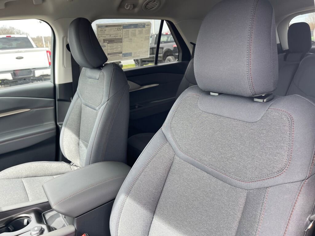 New 2026 Ford Explorer Active image 9