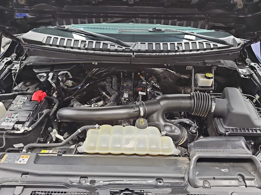 Used 2024 Ford Expedition Max XLT image 31