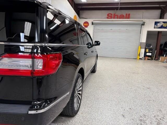 Used 2019 Lincoln Navigator L Reserve AWD/4WD image 38