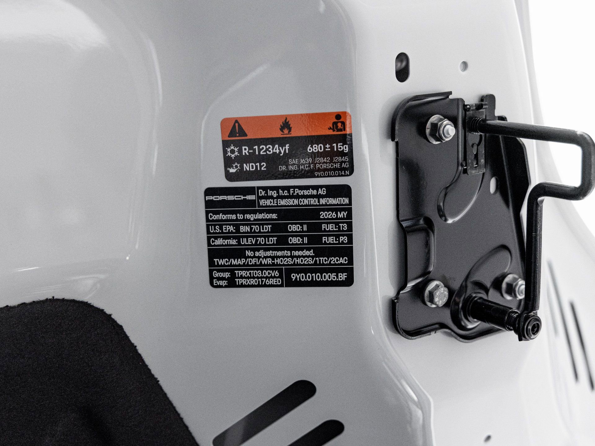 New 2026 Porsche Cayenne image 40