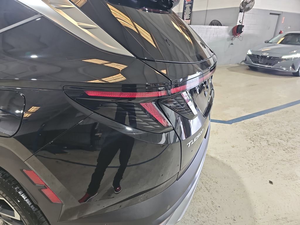 New 2026 Hyundai Tucson Limited image 36