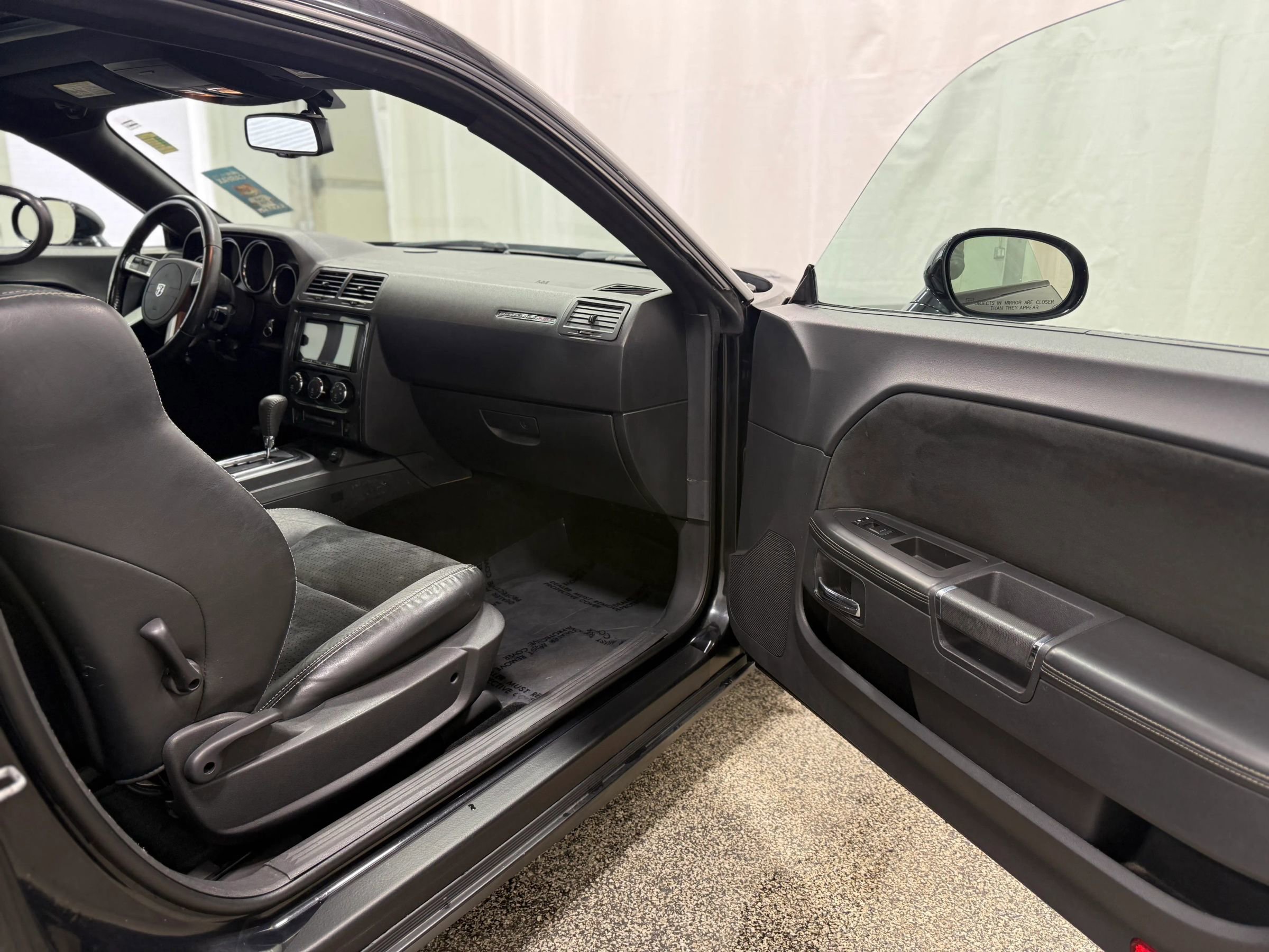 Used 2009 Dodge Challenger SRT8 w/ SRT Option Group II image 22