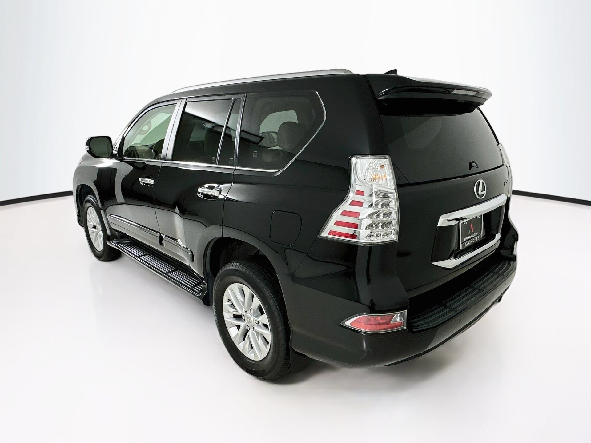 Used 2017 Lexus GX 460 Premium w/ Premium Package AWD/4WD image 6