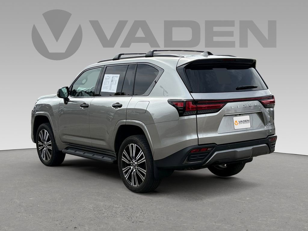 Used 2024 Lexus LX 600 4WD w/ Appearance Package image 25