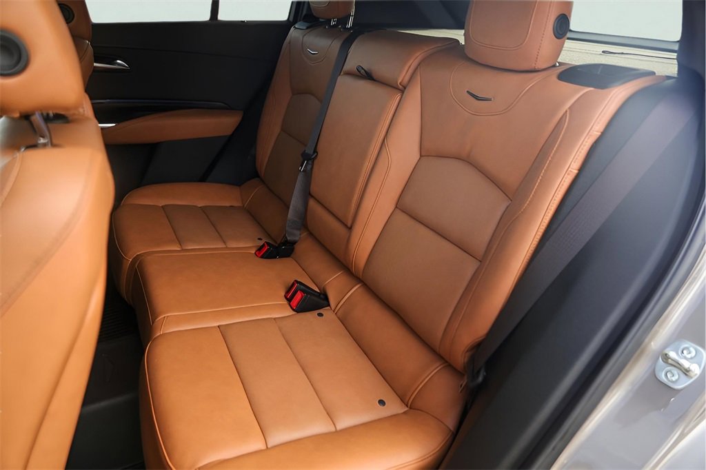 Used 2024 Cadillac XT4 Premium Luxury w/ Active Safety Package image 28