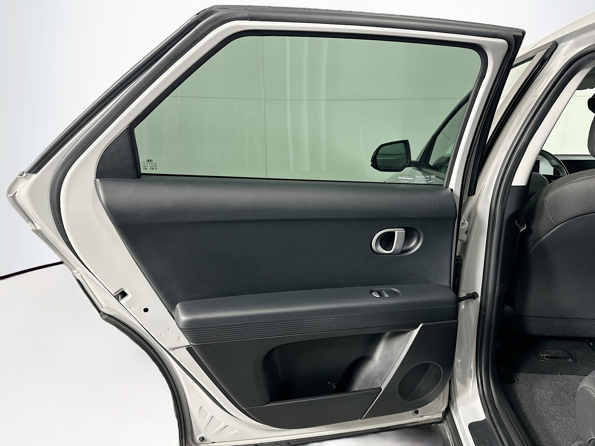 Used 2024 Hyundai Ioniq 5 SEL RWD image 26