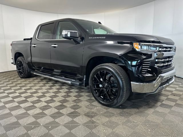 Used 2026 Chevrolet Silverado 1500 LTZ AWD/4WD image 2