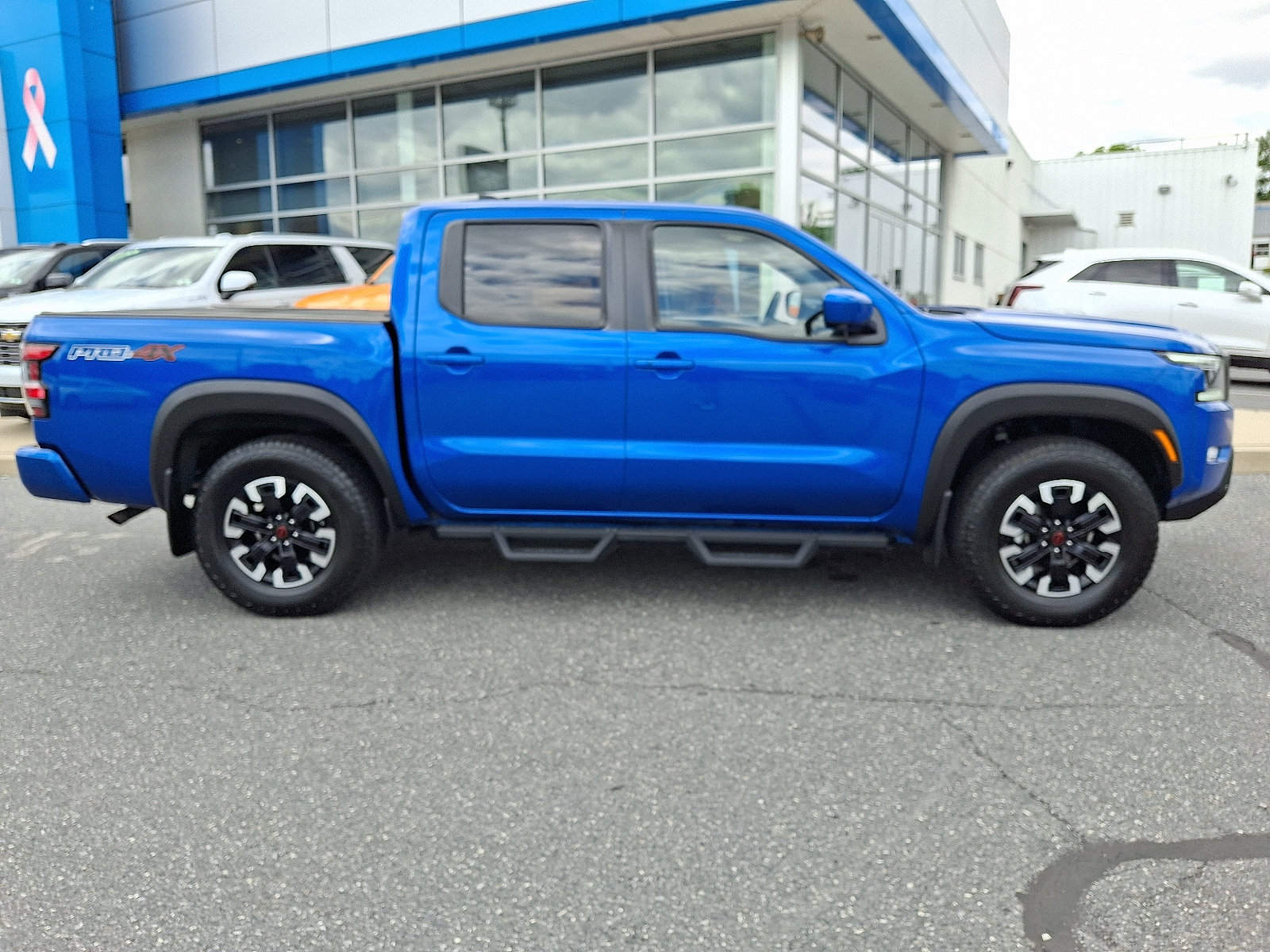 Used 2024 Nissan Frontier PRO-4X w/ Pro Convenience Package AWD/4WD image 8