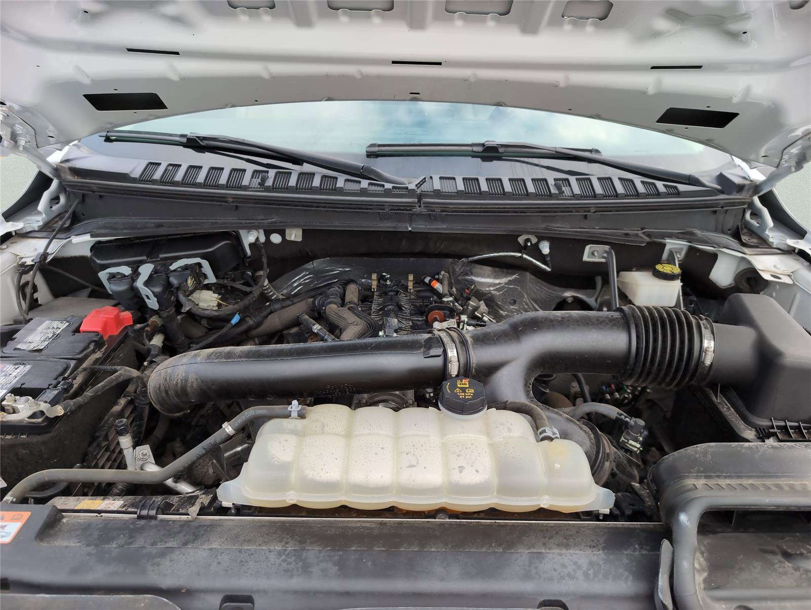 Used 2024 Ford Expedition Max XLT AWD/4WD image 15