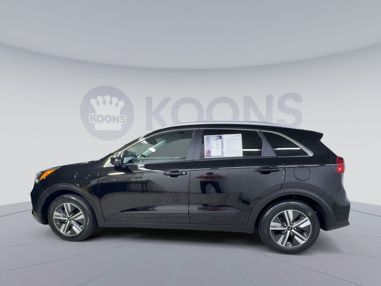 Used 2022 Kia Niro LXS FWD image 7