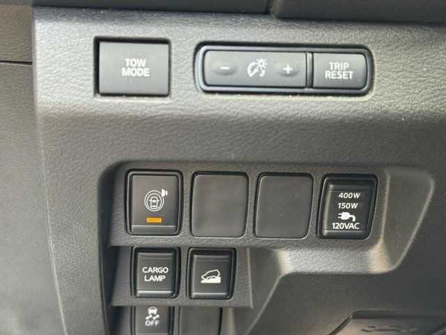 Used 2024 Nissan Frontier SL w/ Technology Package AWD/4WD image 8