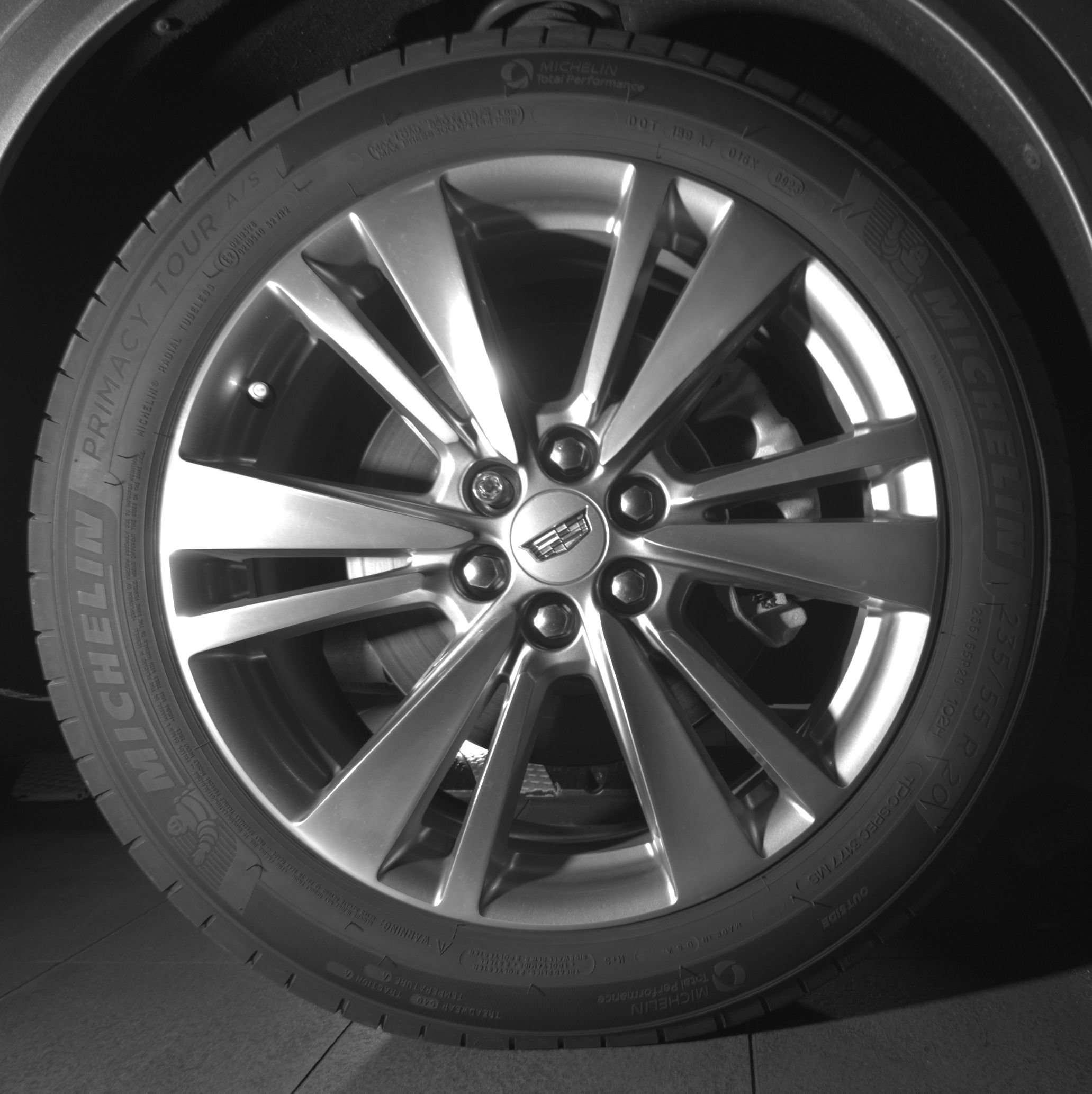 Certified 2023 Cadillac XT6 Premium Luxury FWD image 12