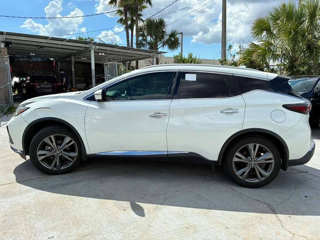Used 2019 Nissan Murano Platinum FWD image 2