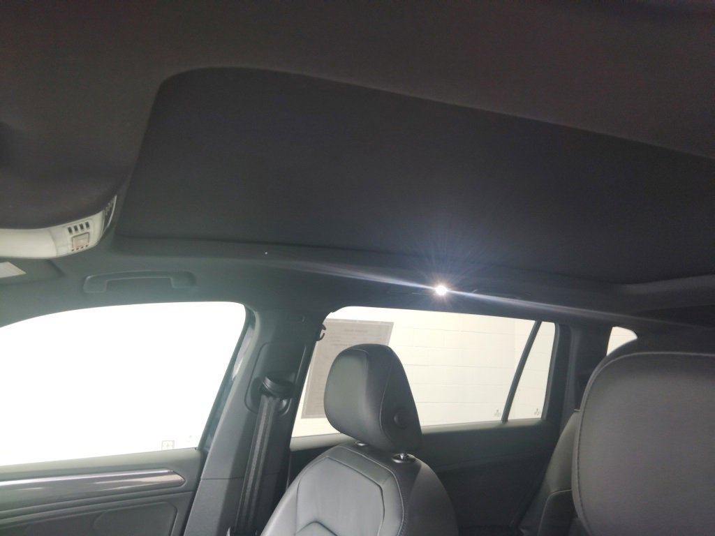 Used 2020 Volkswagen Tiguan SEL Premium R-Line w/ 3rd Row Seat Package image 16