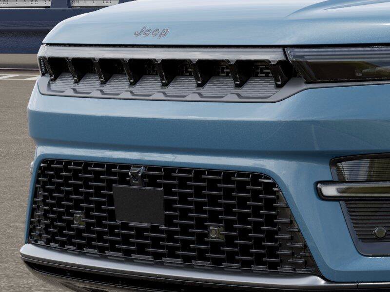 New 2026 Jeep Grand Wagoneer L Limited AWD/4WD image 7
