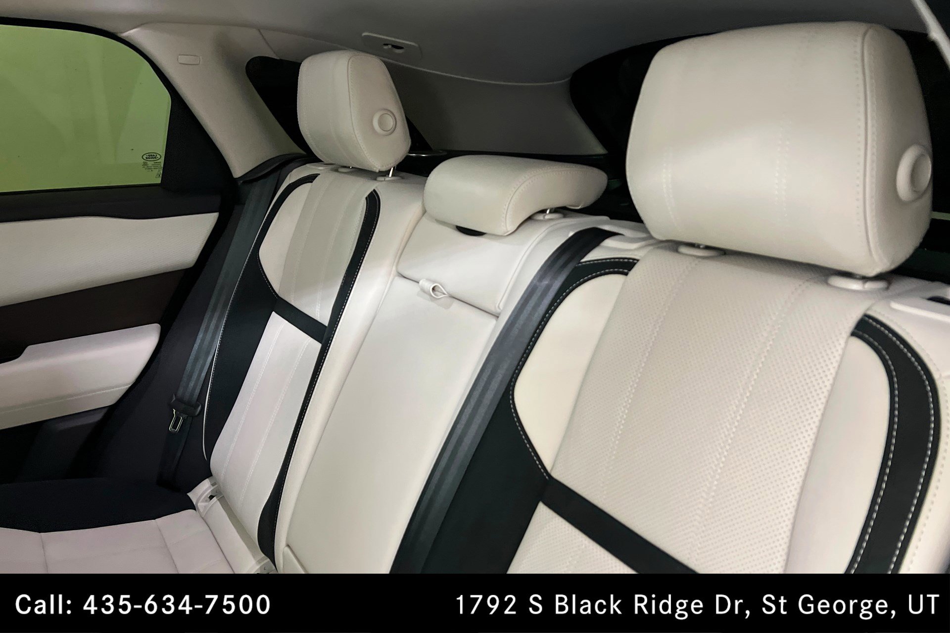 Used 2020 Land Rover Range Rover Velar R-Dynamic S image 20