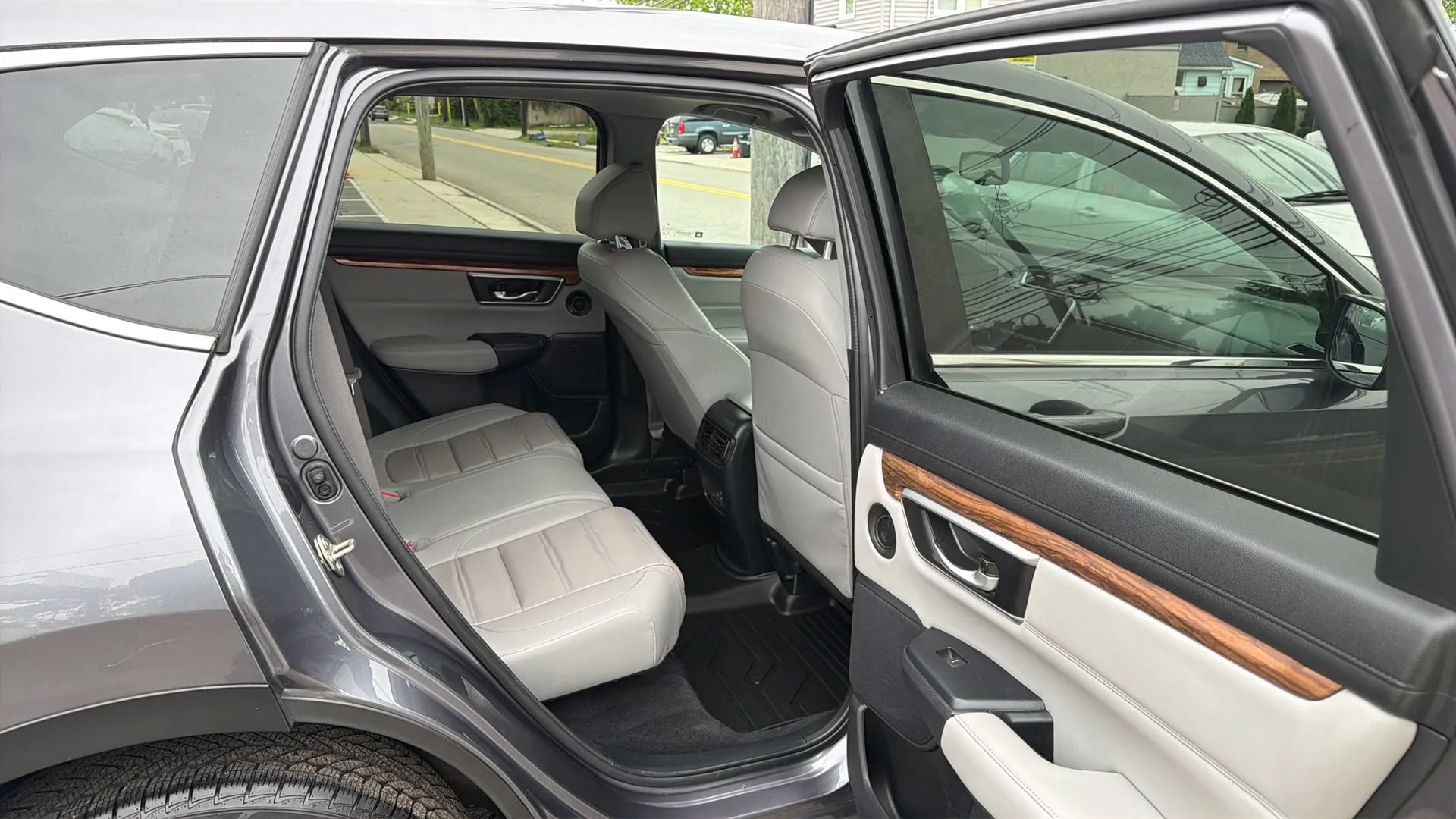 Used 2019 Honda CR-V EX-L image 26