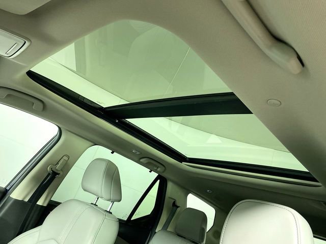 Used 2025 Honda Pilot Touring image 19