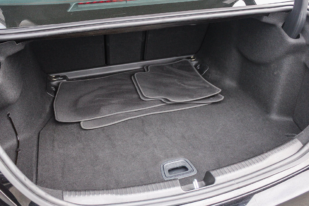 Used 2025 Mercedes-Benz C 300 4MATIC Sedan image 26