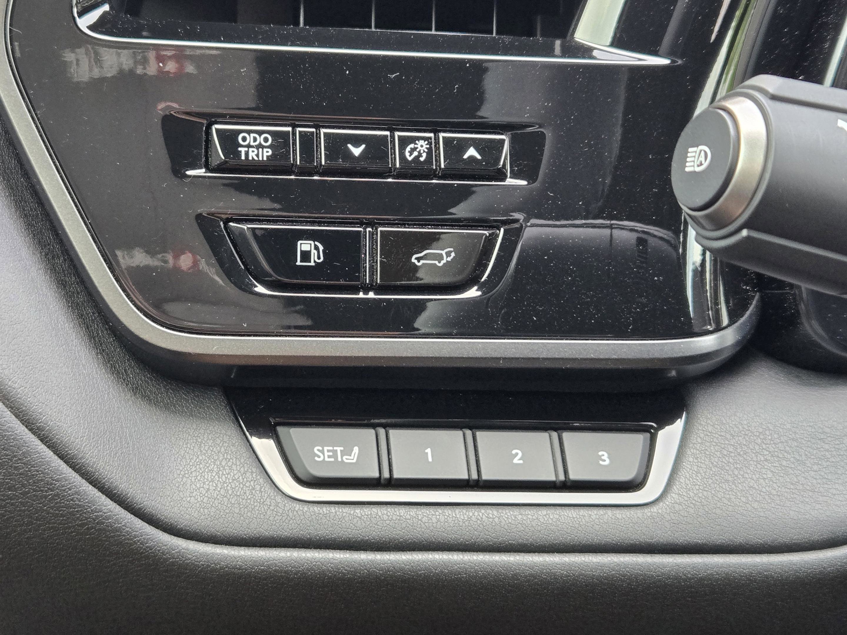 Used 2026 Lexus TX 350 AWD w/ Technology Package image 40