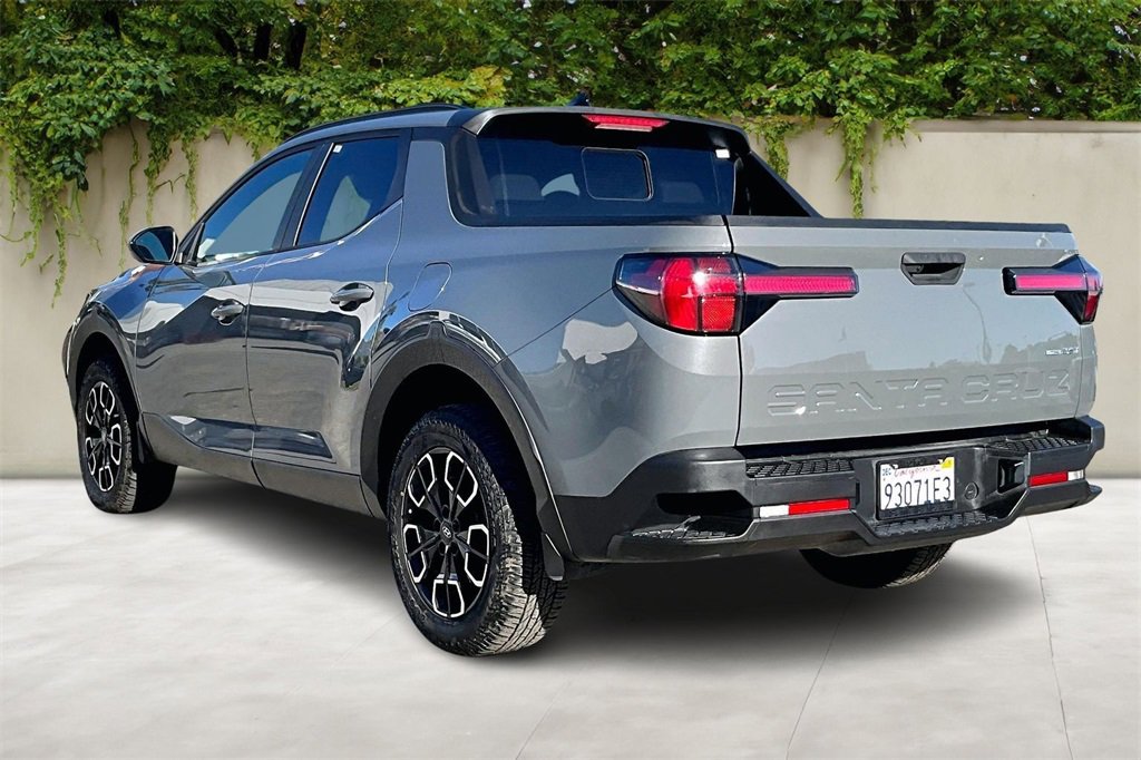Used 2022 Hyundai Santa Cruz SEL Premium w/ Cargo Package image 4