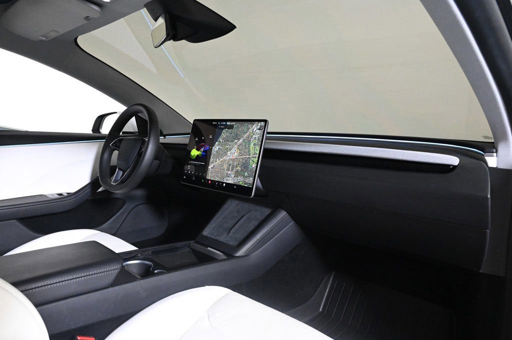 Used 2024 Tesla Model 3 RWD image 15