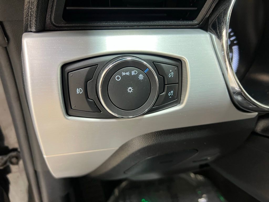 Used 2016 Ford Mustang GT Premium image 16