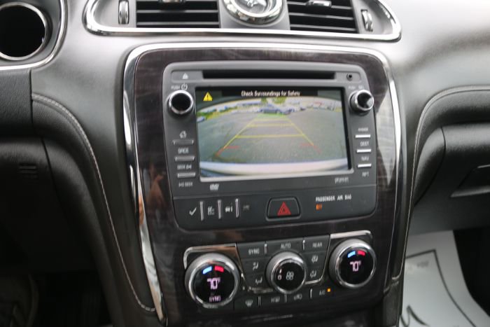 Used 2016 Buick Enclave Leather image 3