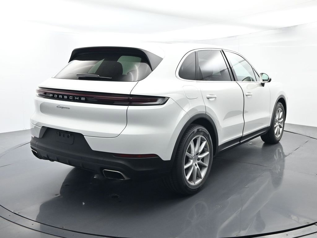 Certified 2024 Porsche Cayenne AWD/4WD image 14