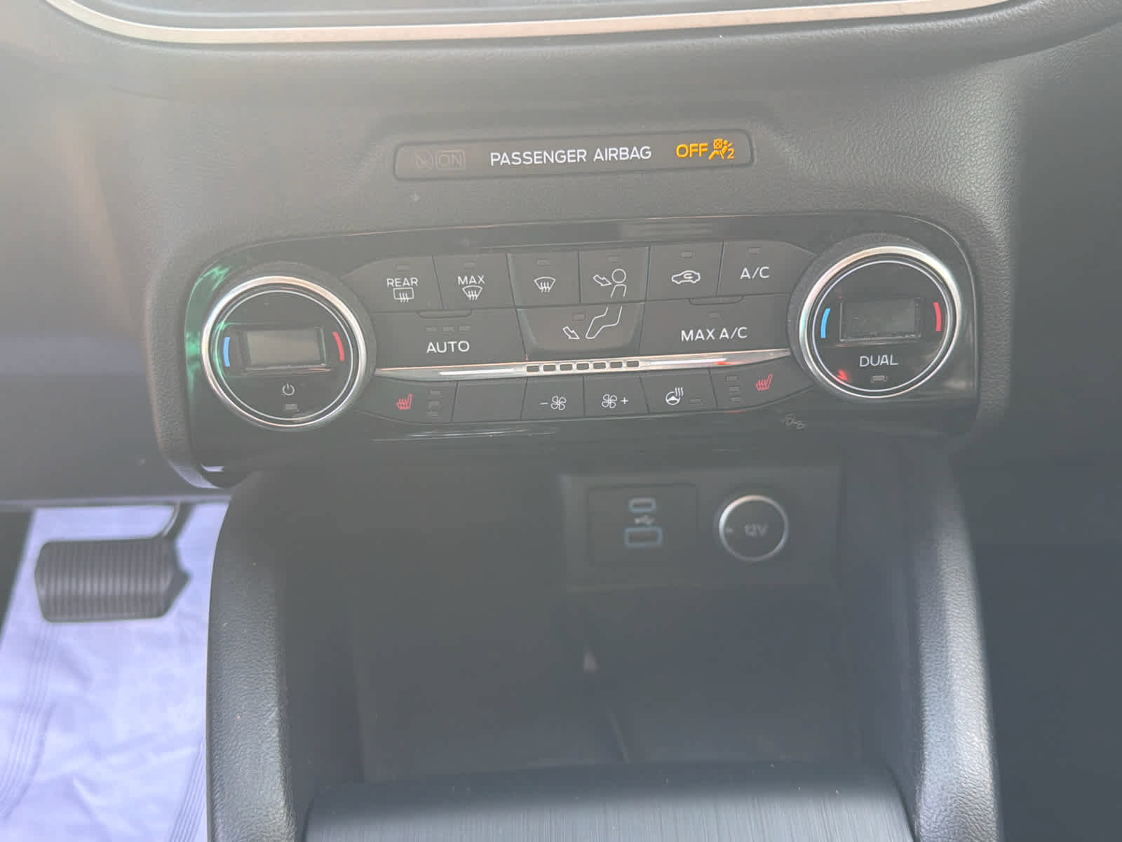 Used 2021 Ford Escape SEL w/ Technology Package image 29