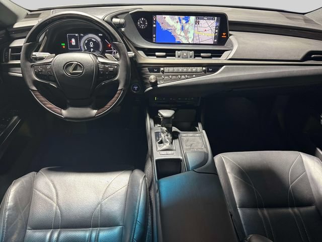 Used 2021 Lexus ES 300h w/ Accessory Package 2 FWD image 18
