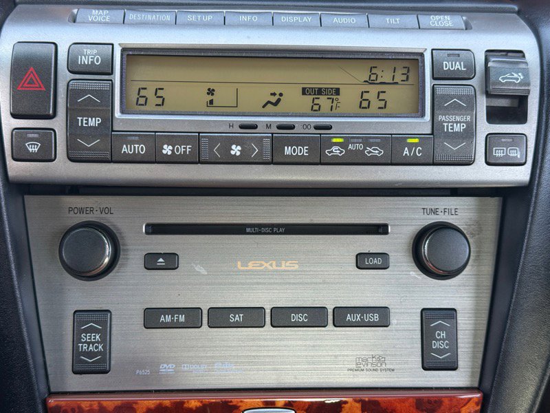 Used 2010 Lexus SC 430 Convertible image 31