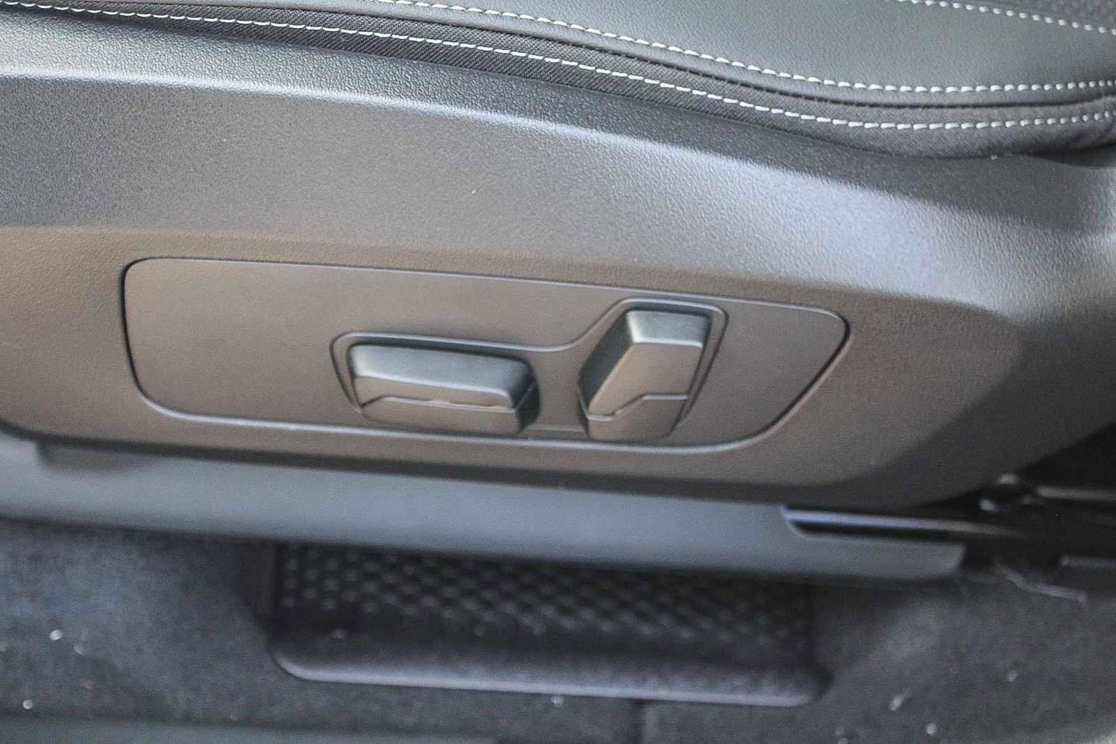 New 2026 BMW X1 xDrive28i w/ Convenience Package image 30