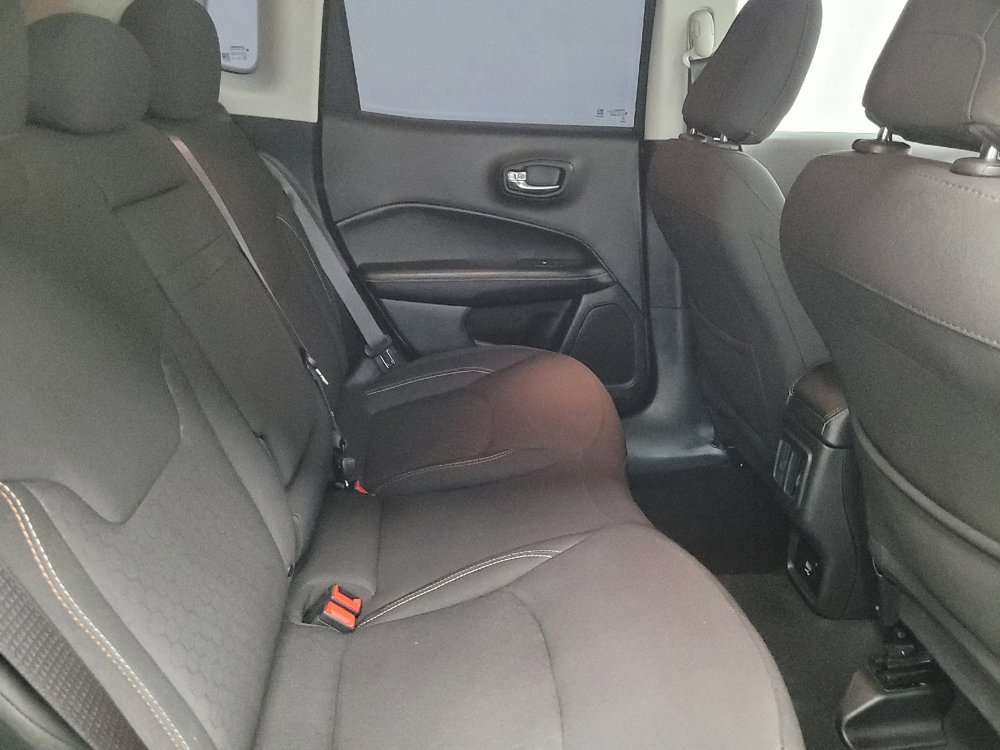Used 2020 Jeep Compass Sport image 19