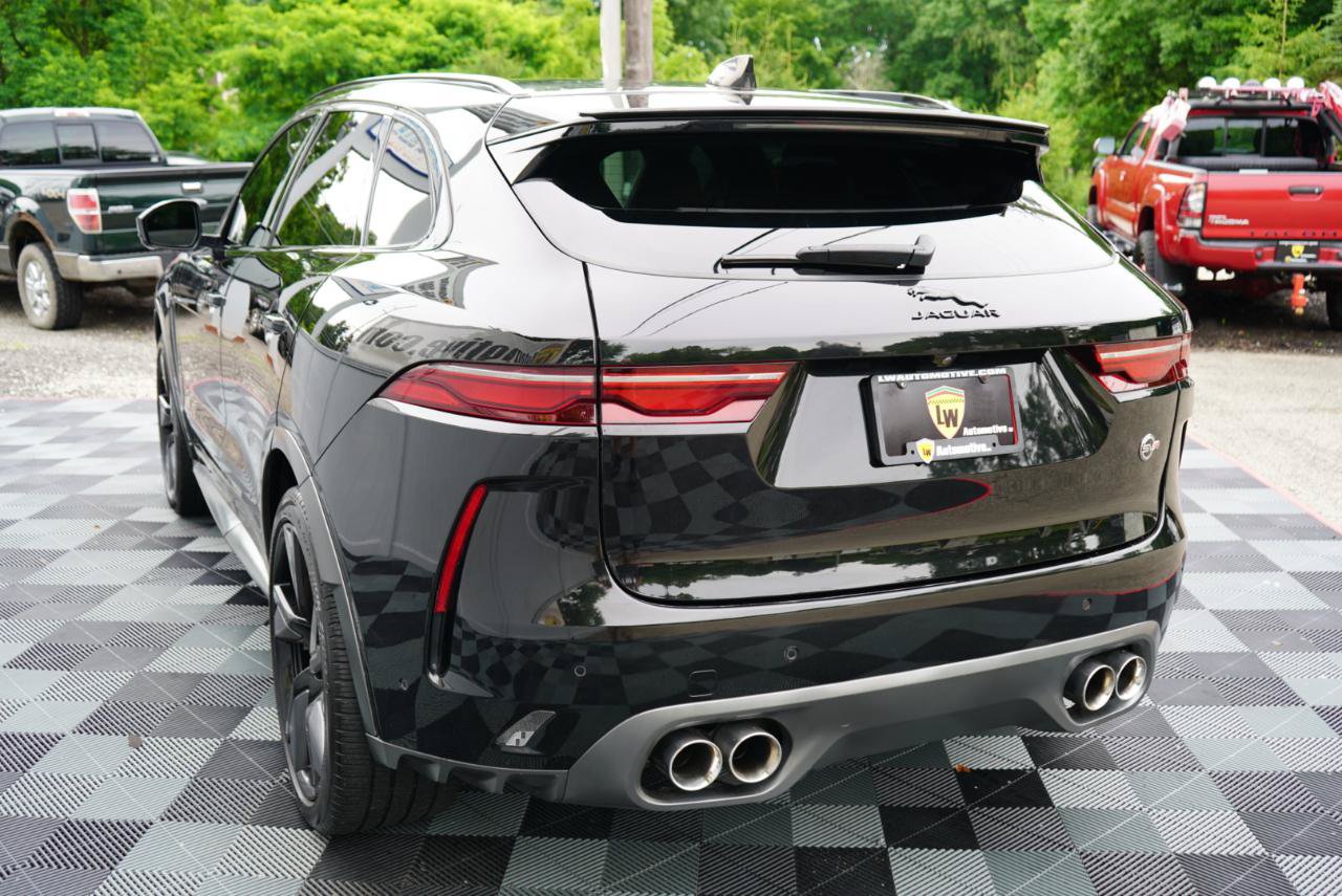 Used 2021 Jaguar F-PACE SVR AWD/4WD image 9