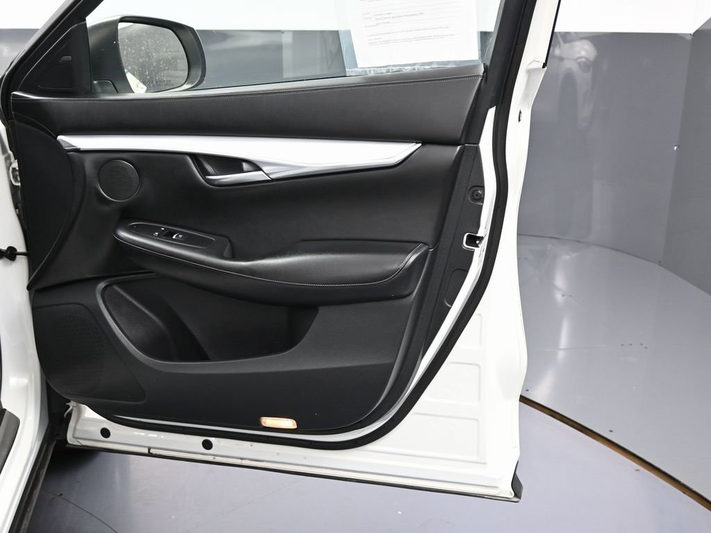 Used 2021 INFINITI QX50 Luxe w/ Appearance Package image 37